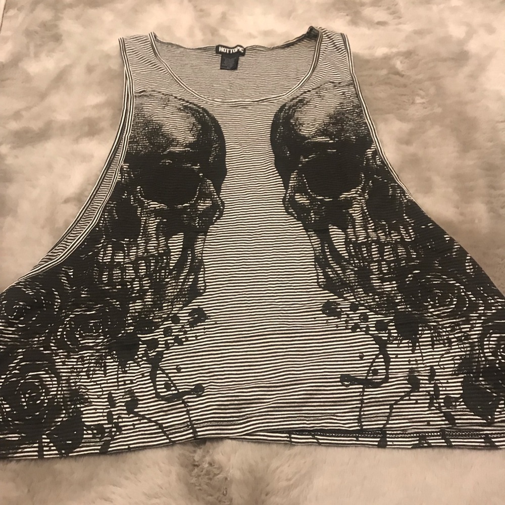 Hot topic skull tank